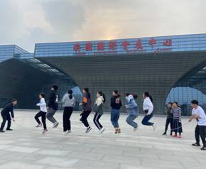 河北省中藥材質(zhì)量檢驗檢測研究中心有限公司工會舉行“凝聚團(tuán)隊 提升自我”主題活動